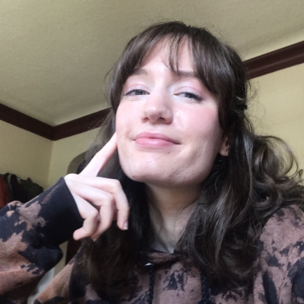 Meet your Posher, Dannika